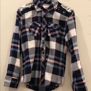 Girls plaid button down long sleeve shirt